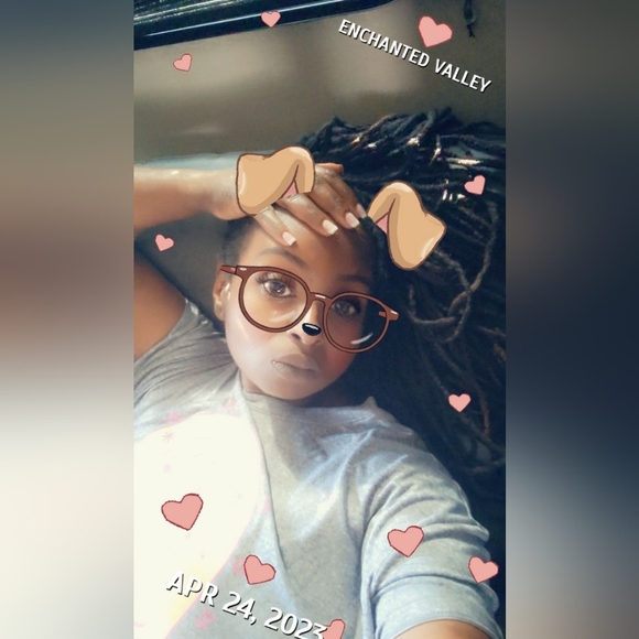 Loving life😍 - Picture 2 of 9